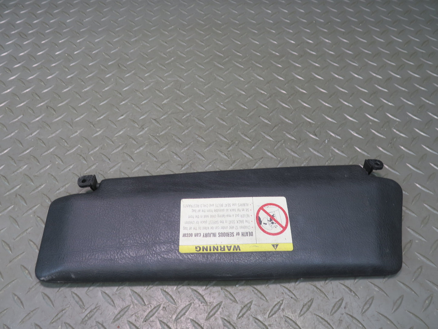 96-99 BMW E36 328ic Convertible Set of 2 Front Left & Right Sun Visor Black OEM