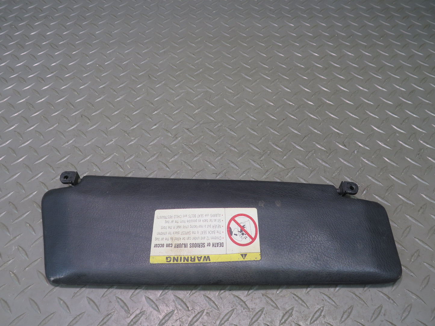 96-99 BMW E36 328ic Convertible Set of 2 Front Left & Right Sun Visor Black OEM