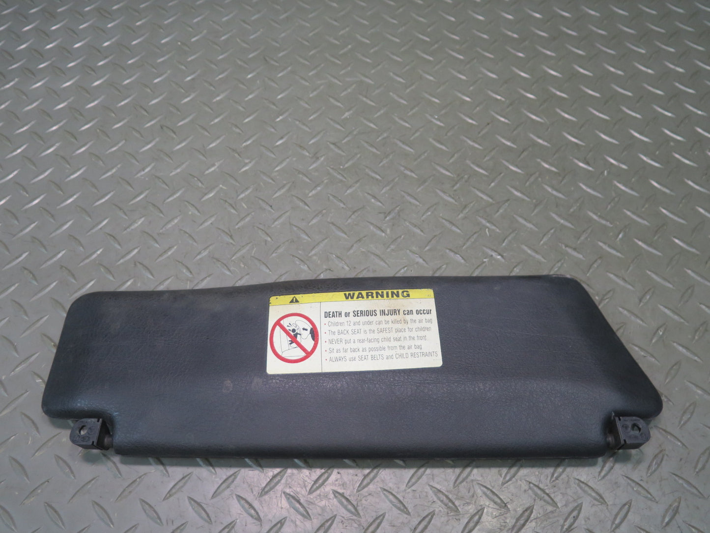96-99 BMW E36 328ic Convertible Set of 2 Front Left & Right Sun Visor Black OEM