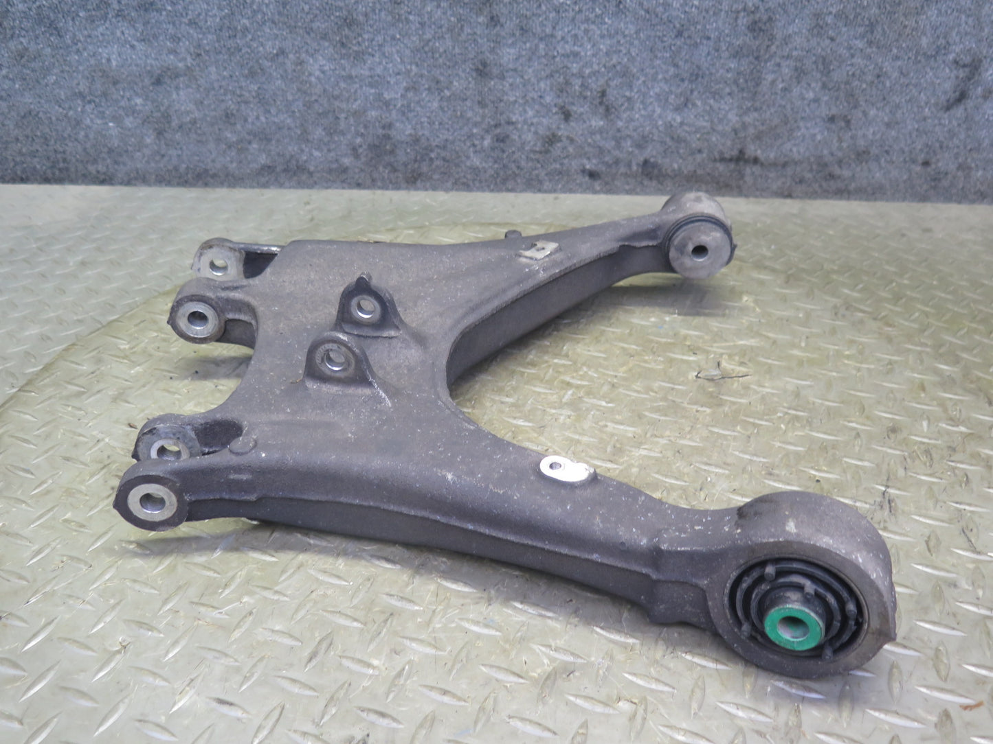 2006-2012 Bentley Continental Flying Spur Rear Left Lower Upper Control Arm Set