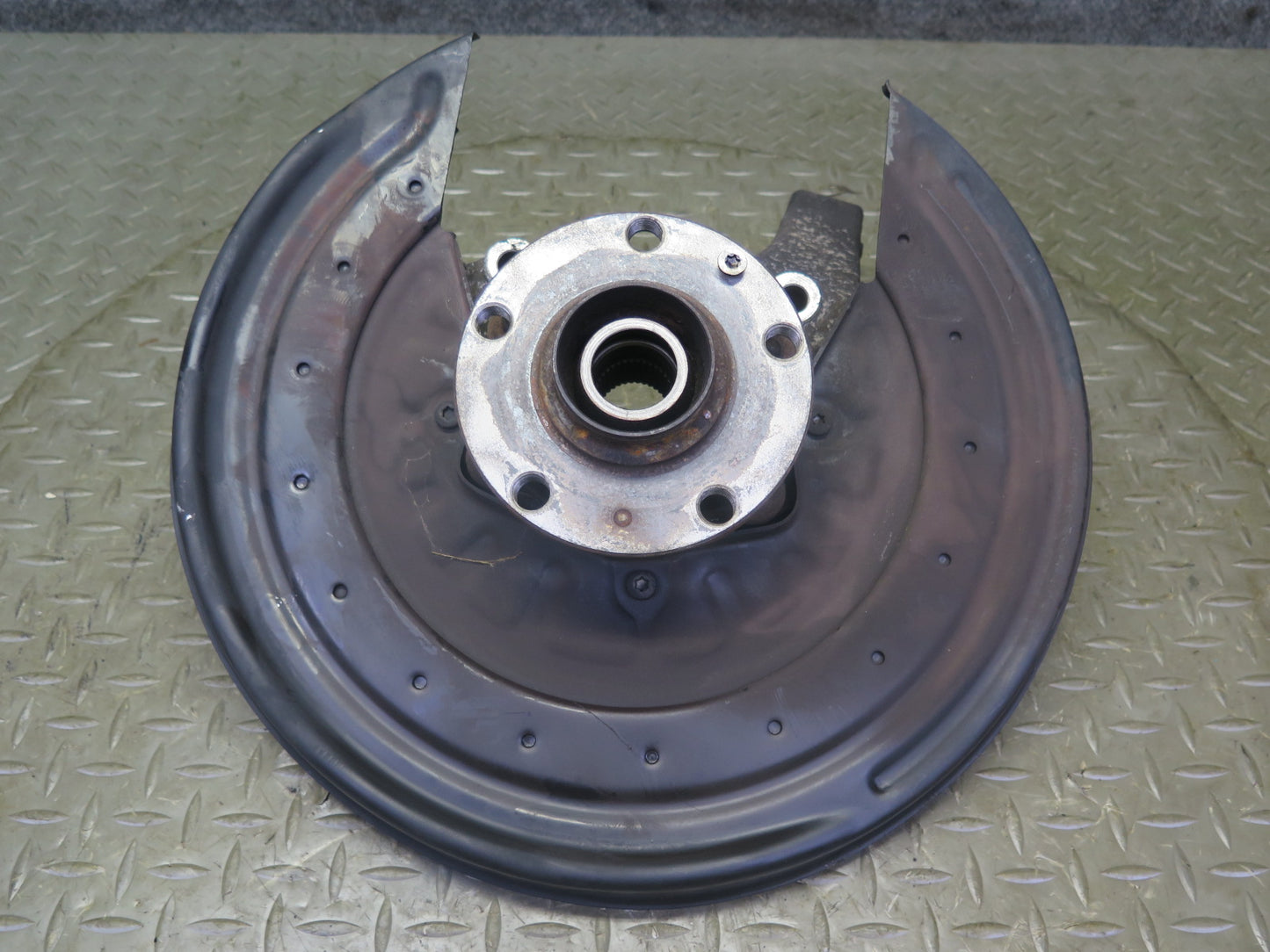 2006-2012 Bentley Continental Flying Spur Rear Left Spindle Knuckle Wheel Hub