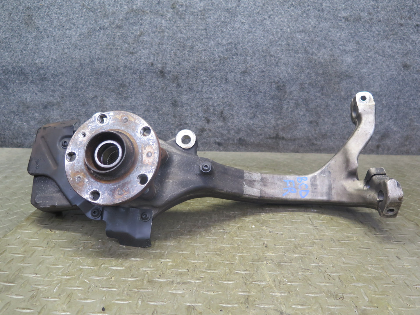 2006-2012 Bentley Continental Flying Spur Front Right Spindle Knuckle Wheel Hub