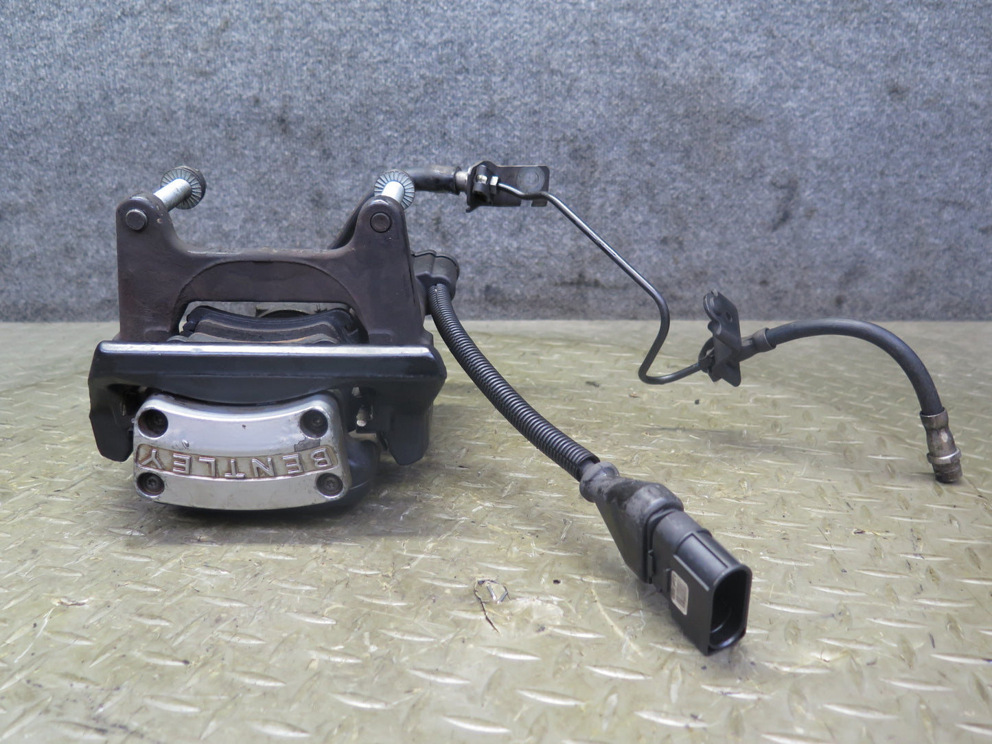 2006-2012 Bentley Flying Spur Rear Left & Right Side Brake Caliper Set