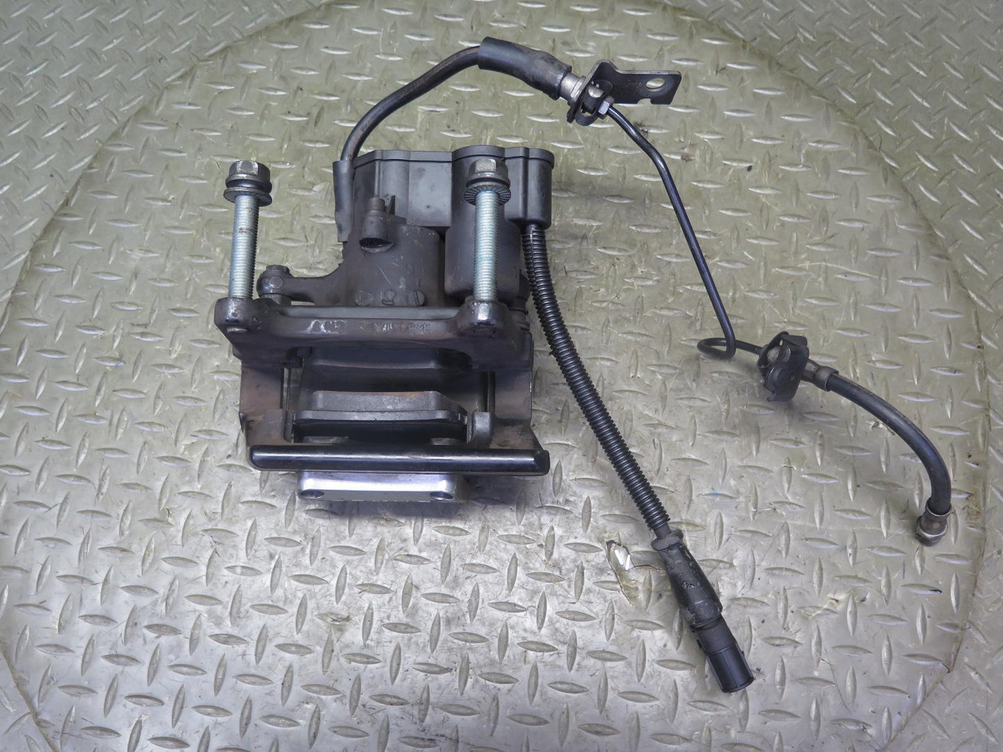 2006-2012 Bentley Flying Spur Rear Left & Right Side Brake Caliper Set