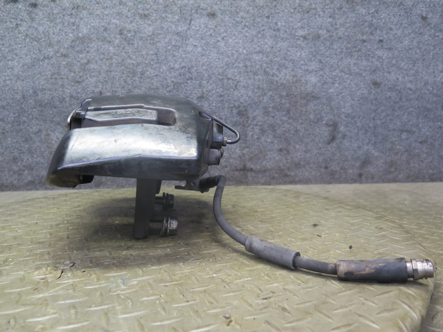 2006-2012 Bentley Flying Spur Front Left & Right Side Brake Caliper Set