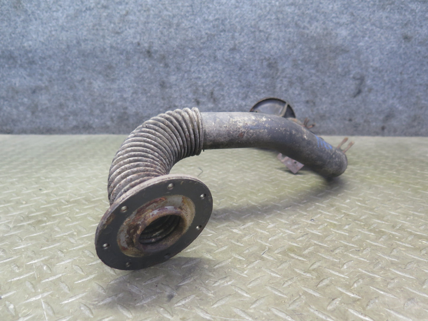 85-89 Nissan Z31 300ZX 2+0 Turbo Fuel Tank Filler Neck w Cap Cover OEM