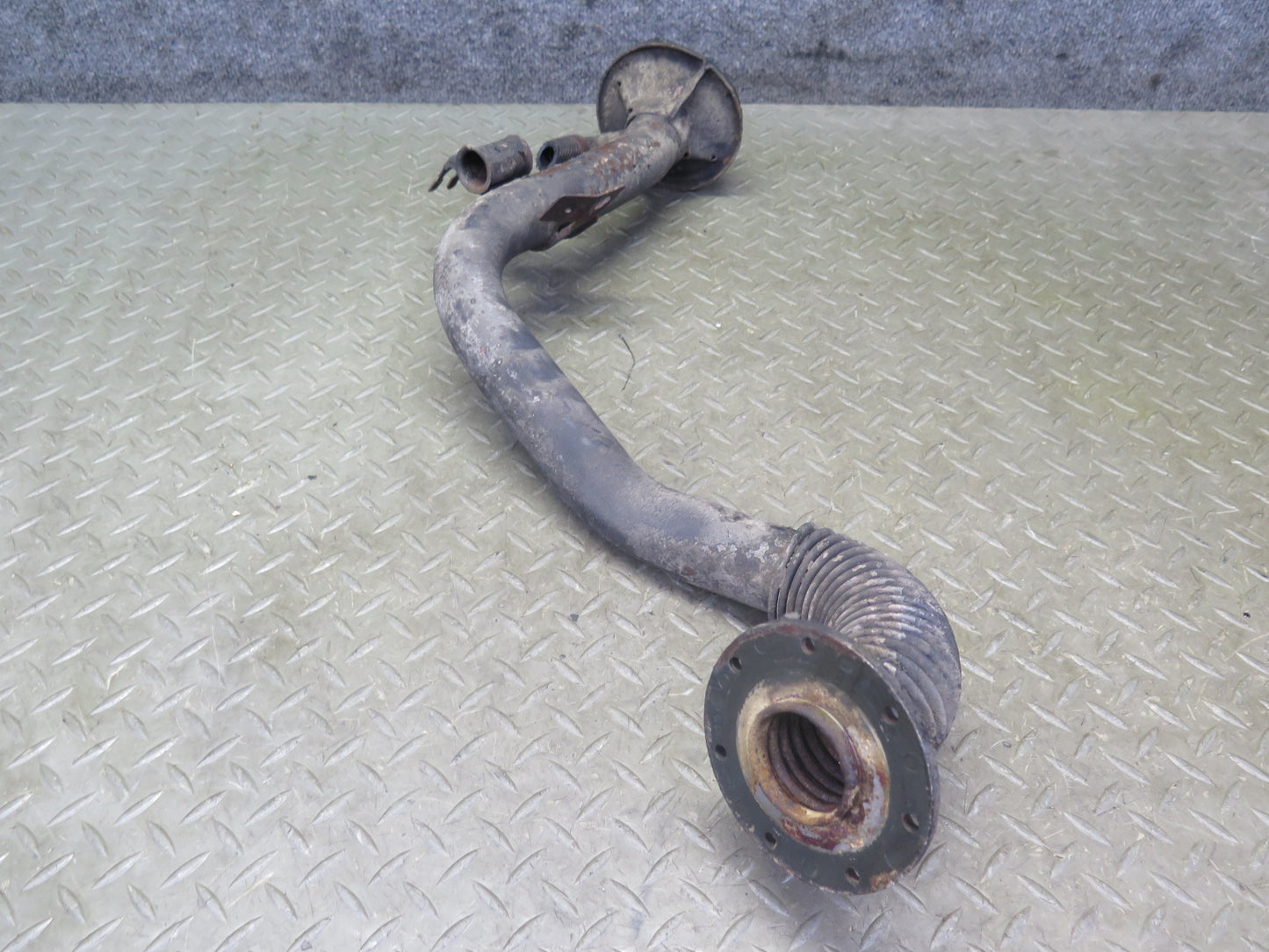 85-89 Nissan Z31 300ZX 2+0 Turbo Fuel Tank Filler Neck w Cap Cover OEM