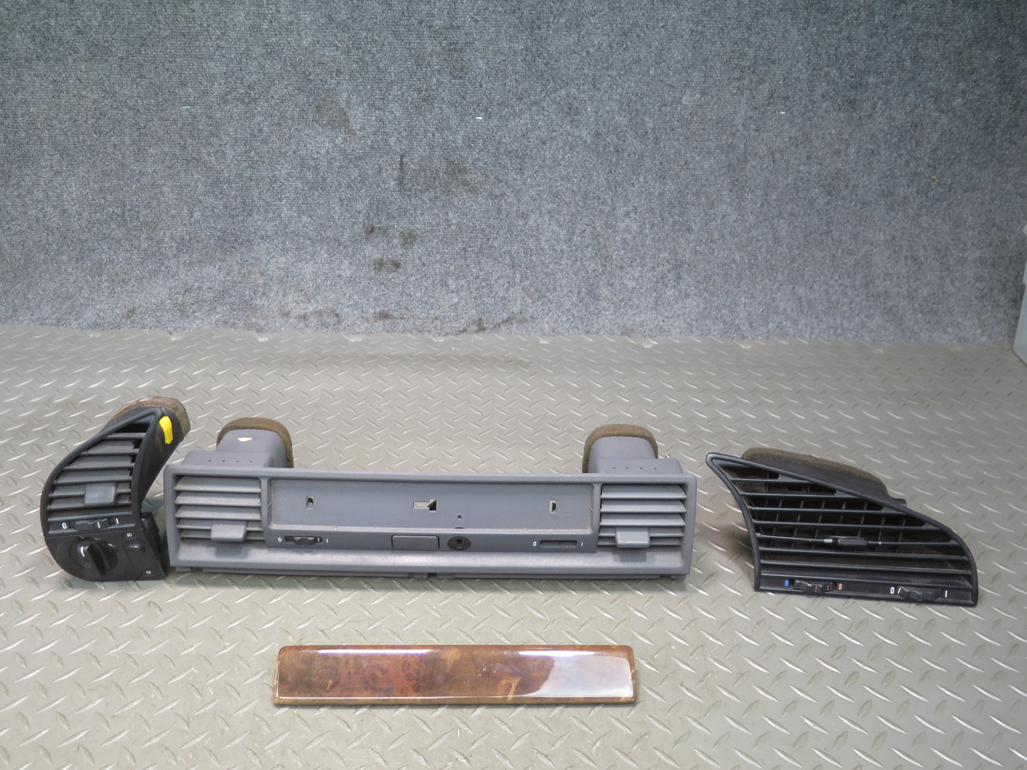 96-99 BMW E36 328ic Dash Front Left Center Right Air Vent Trim Panel Set OEM
