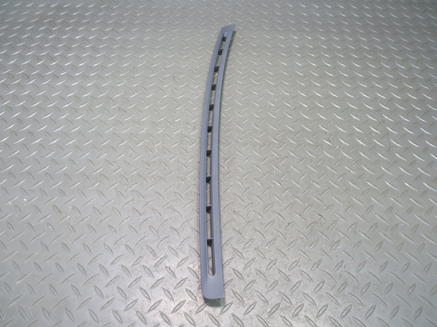 94-99 BMW E36 328ci Set of 2 Dash Front Left & Right Defrost Air Vent Grille OEM