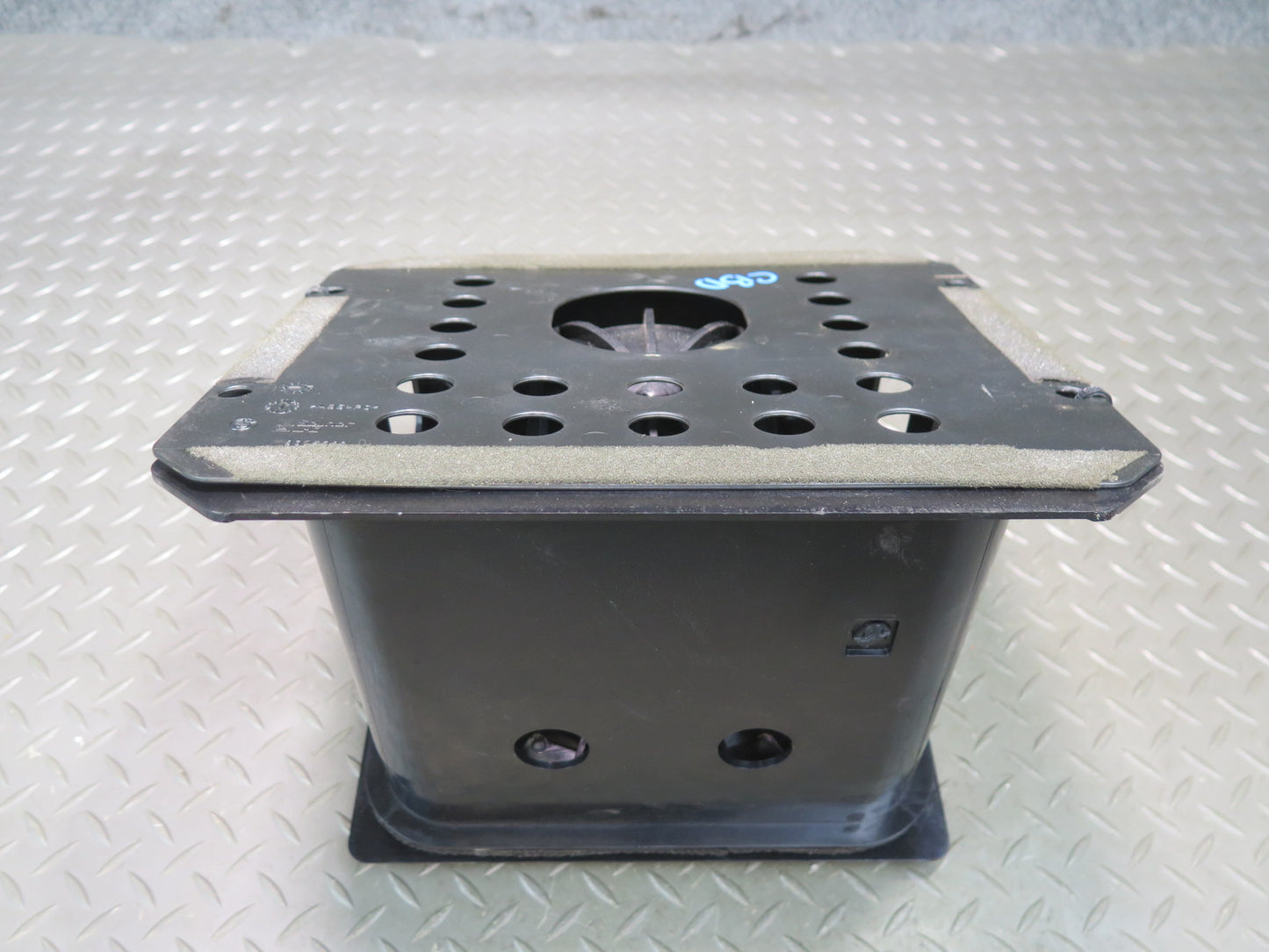 98-99 BMW E36 328CI Convert Rear TOP Hi-fi Harman Kardon Subwoofer Speaker OEM