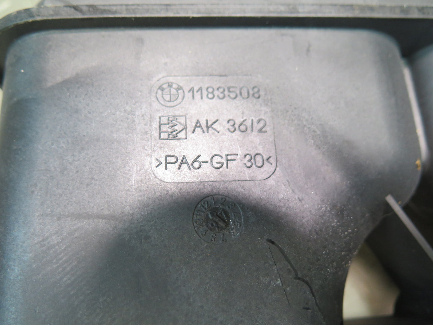 94-99 BMW E36 328IC 325IC Fuel Evap Vapor Charcoal Canister 1183508 OEM