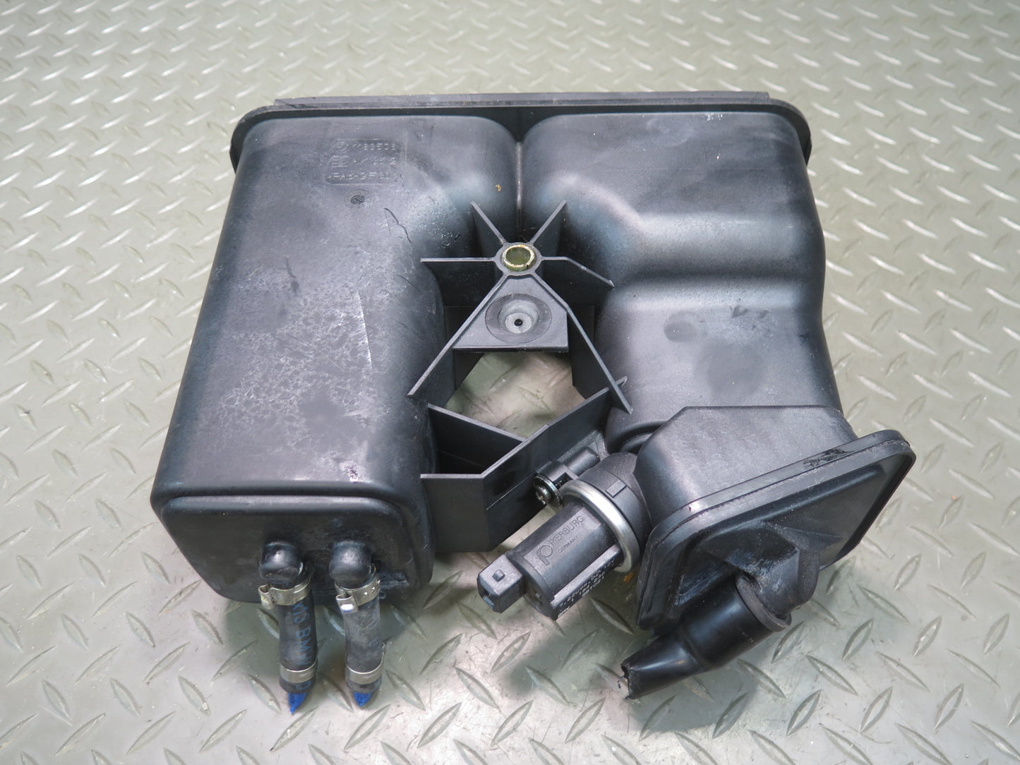 94-99 BMW E36 328IC 325IC Fuel Evap Vapor Charcoal Canister 1183508 OEM