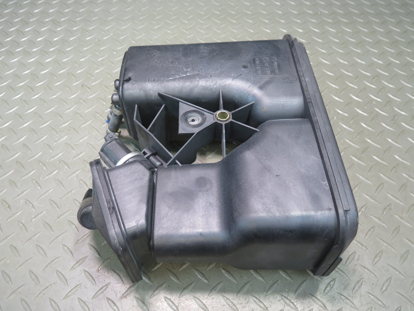 94-99 BMW E36 328IC 325IC Fuel Evap Vapor Charcoal Canister 1183508 OEM