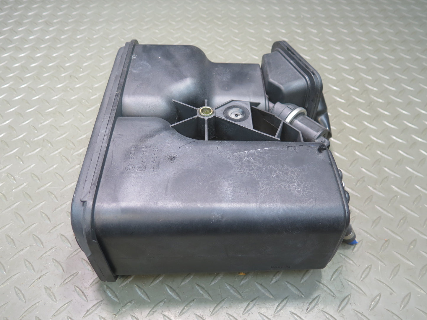 94-99 BMW E36 328IC 325IC Fuel Evap Vapor Charcoal Canister 1183508 OEM