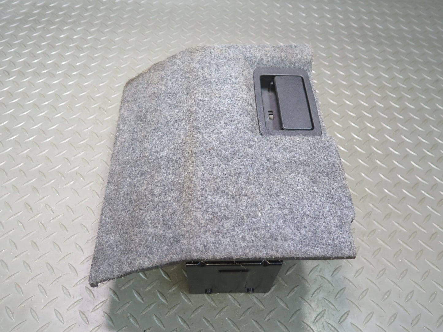 96-99 BMW E36 328ic Convertible Rear Trunk CD Changer Holder w Handle Gray OEM