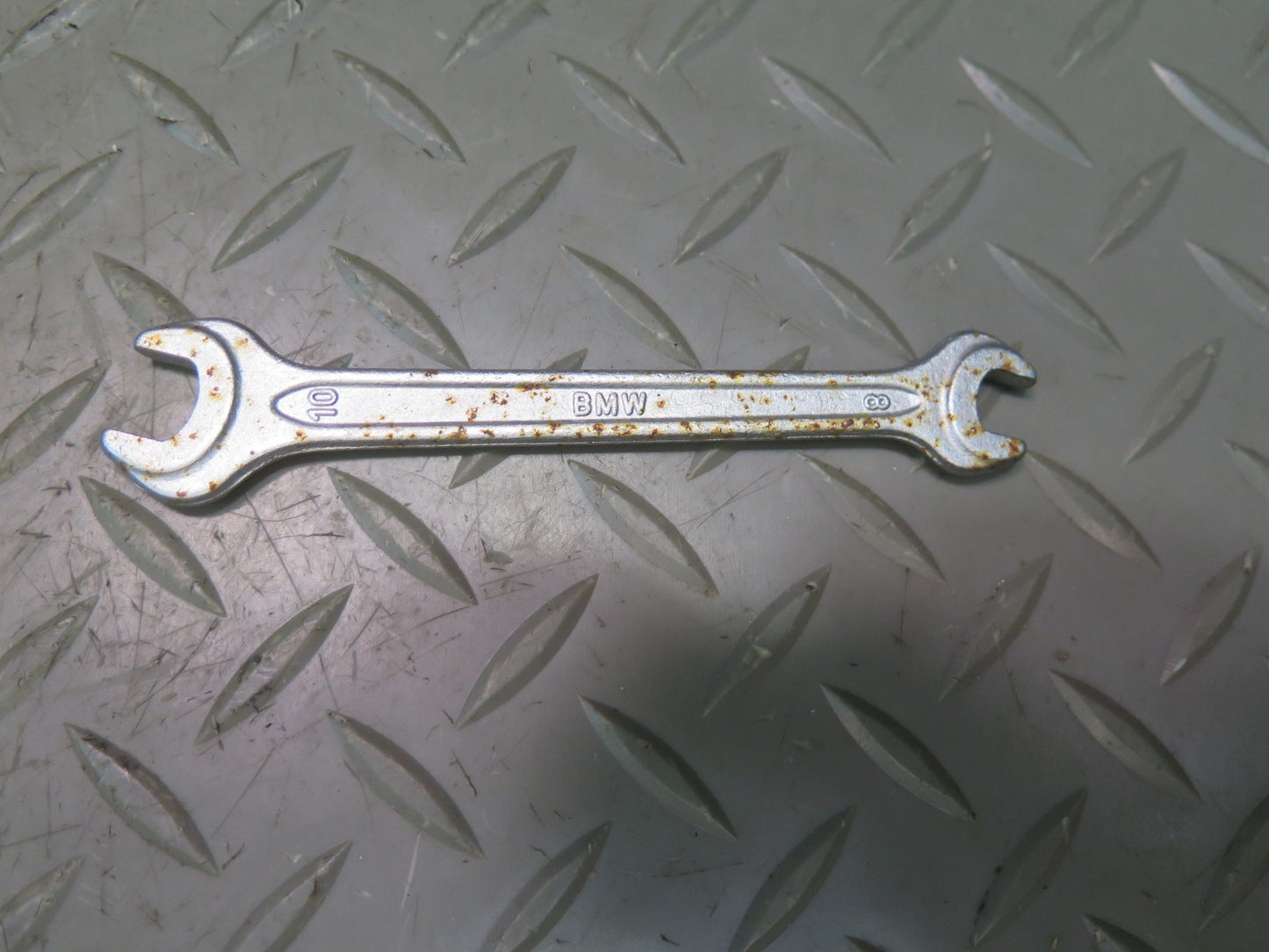 94-99 BMW E36 328iC Emergency Spare Tire Lift Jack Holder Wrench Tool KIT OEM