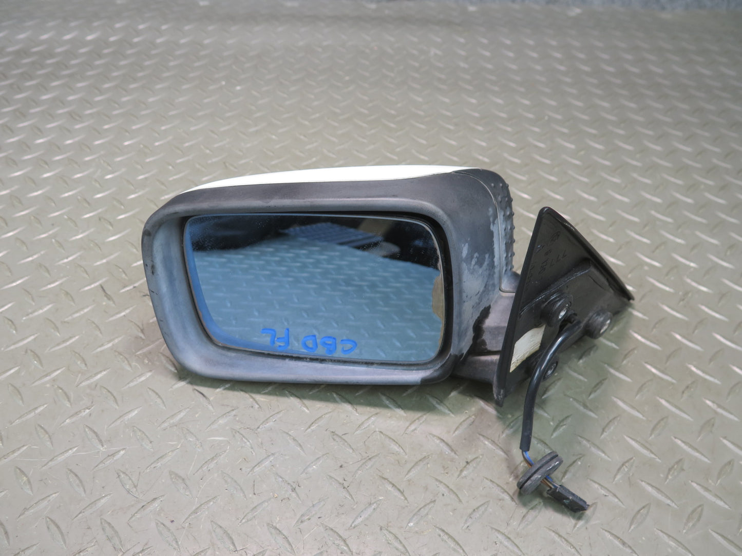 96-99 BMW E36 328iC 2-DOOR Left Exterior Side View Mirror Glass Discoloration