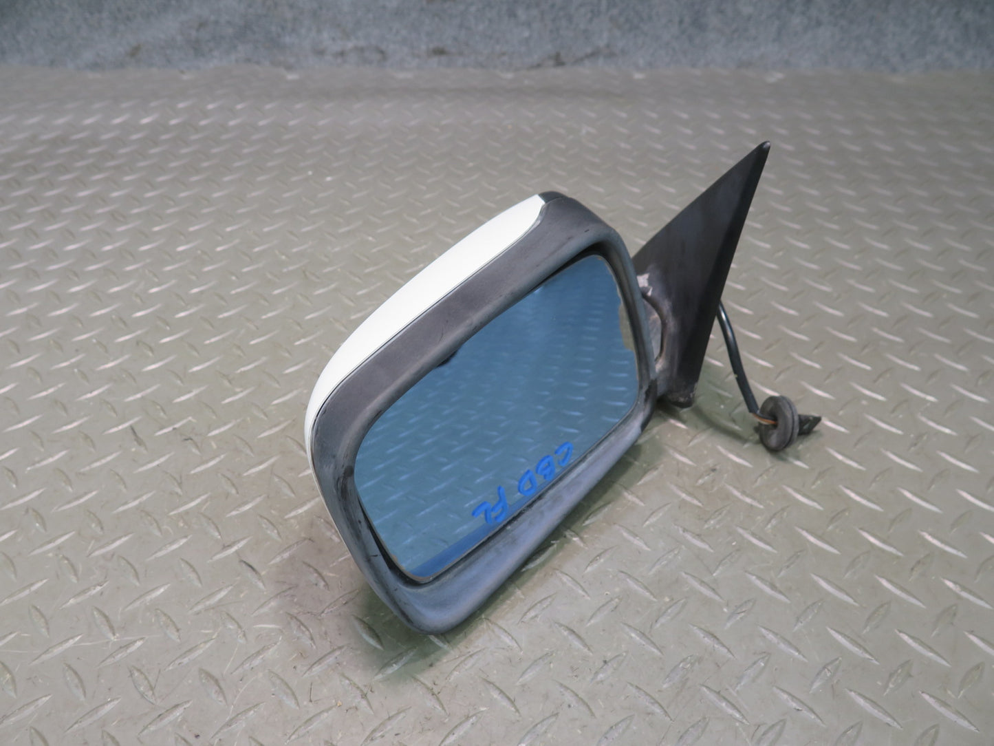 96-99 BMW E36 328iC 2-DOOR Left Exterior Side View Mirror Glass Discoloration