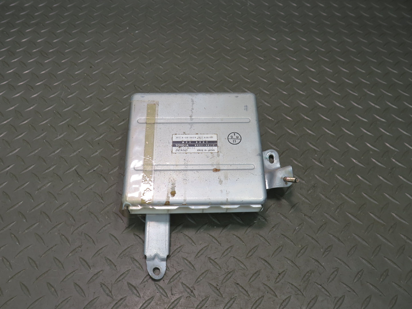 99-00 Lexus UCF20L LS400 MPX Multiplex Body Control Module Unit 89221-50110 OEM