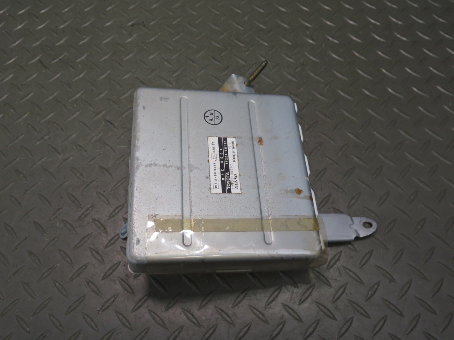 99-00 Lexus UCF20L LS400 MPX Multiplex Body Control Module Unit 89221-50110 OEM
