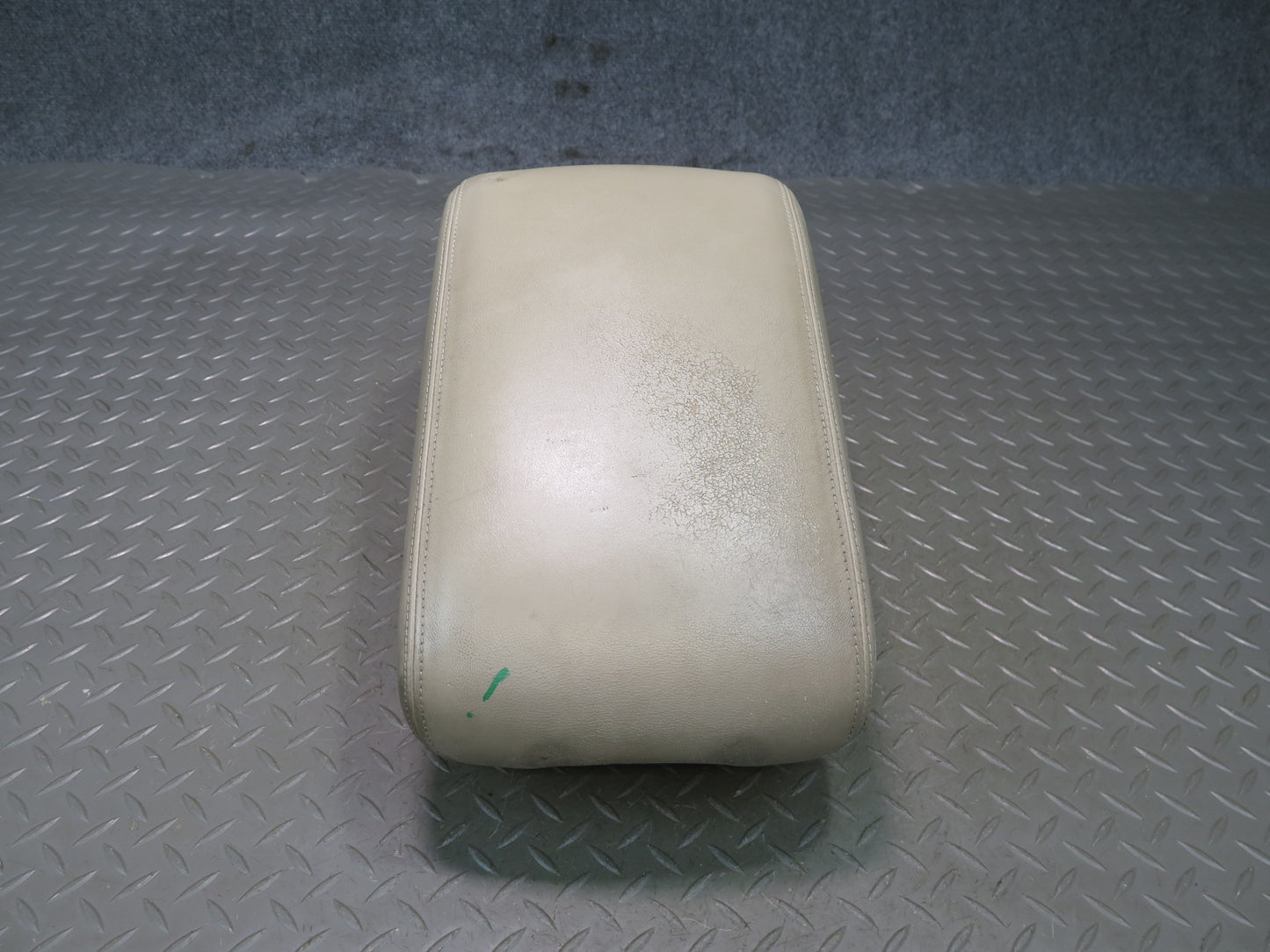 98-00 Lexus UCF20L LS400 Center Console Leather Armrest Lid Storage Ivory OEM