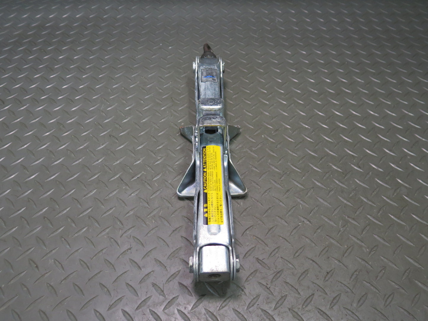 95-00 Lexus UCF20L LS400 Spare Tire Wheel Lift Jack 09111-30120 OEM