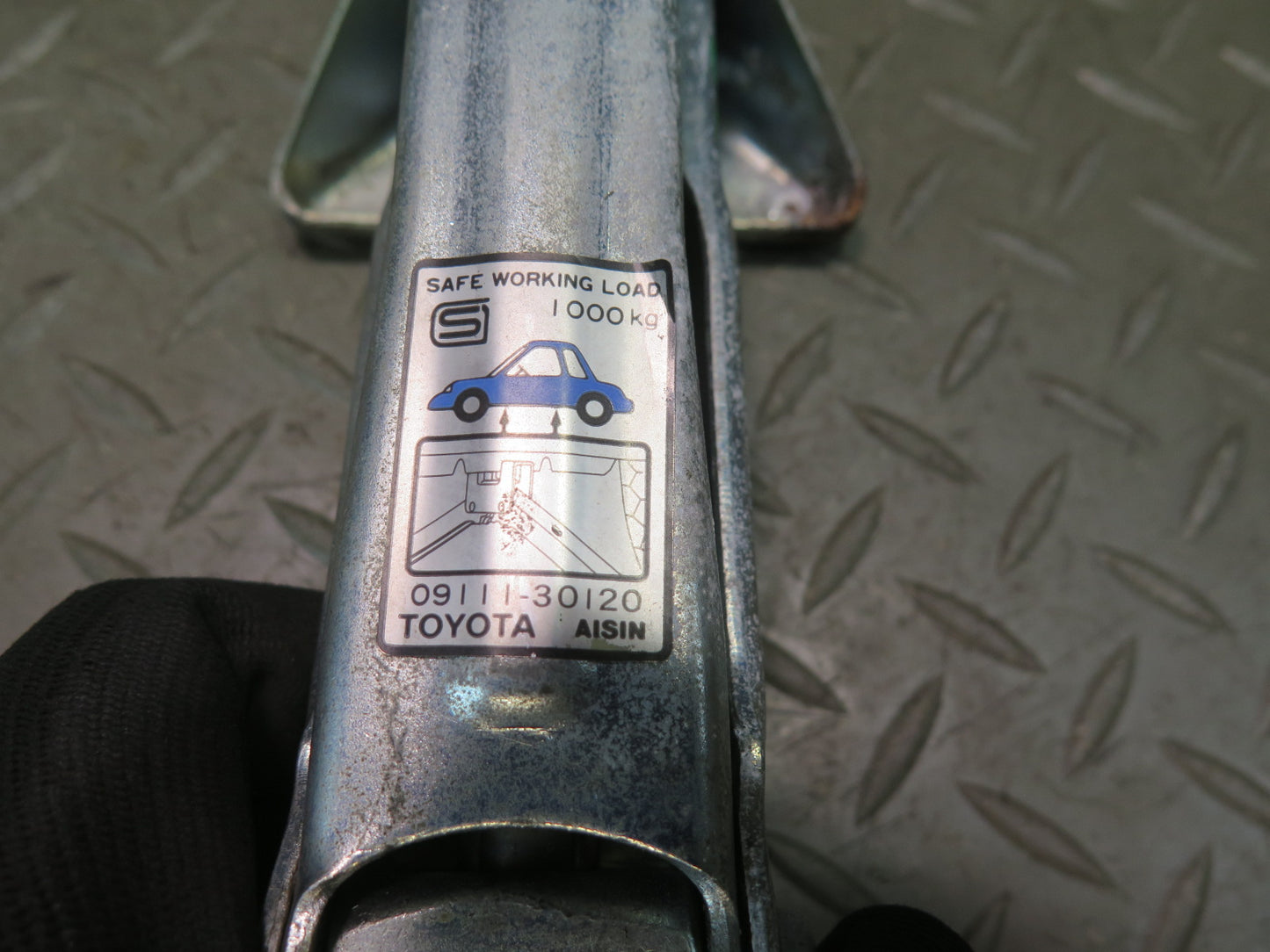 95-00 Lexus UCF20L LS400 Spare Tire Wheel Lift Jack 09111-30120 OEM