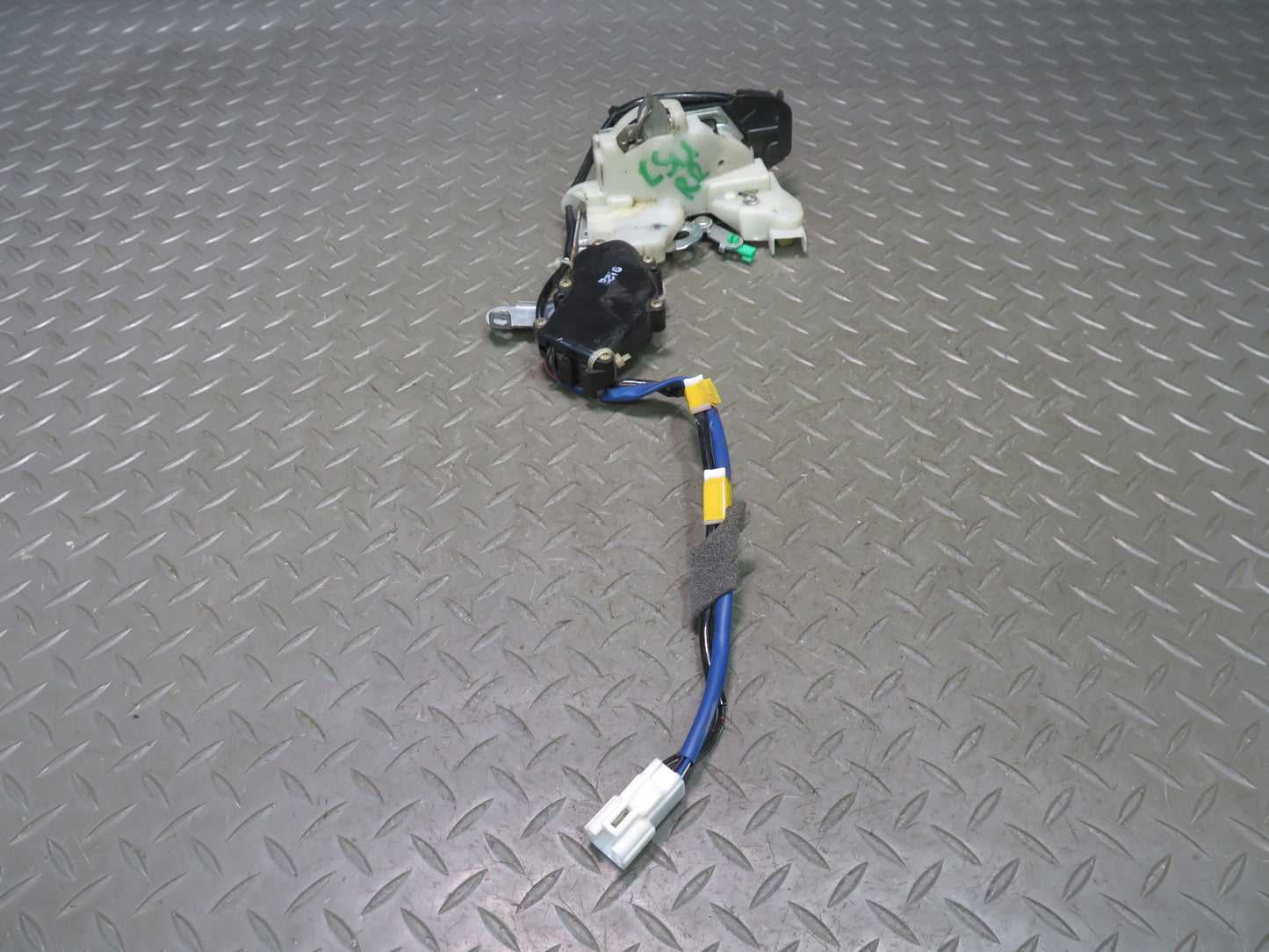 98-00 Lexus UCF20L LS400 Rear Right Passenger Side Door Lock Latch Actuator OEM