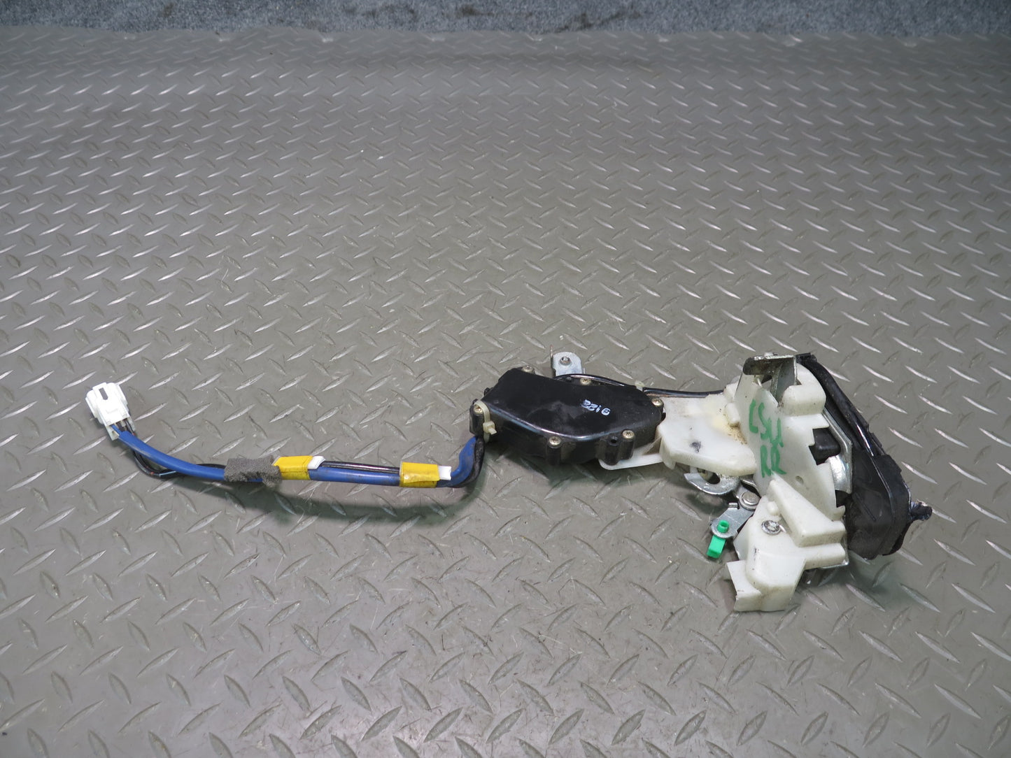 98-00 Lexus UCF20L LS400 Rear Right Passenger Side Door Lock Latch Actuator OEM