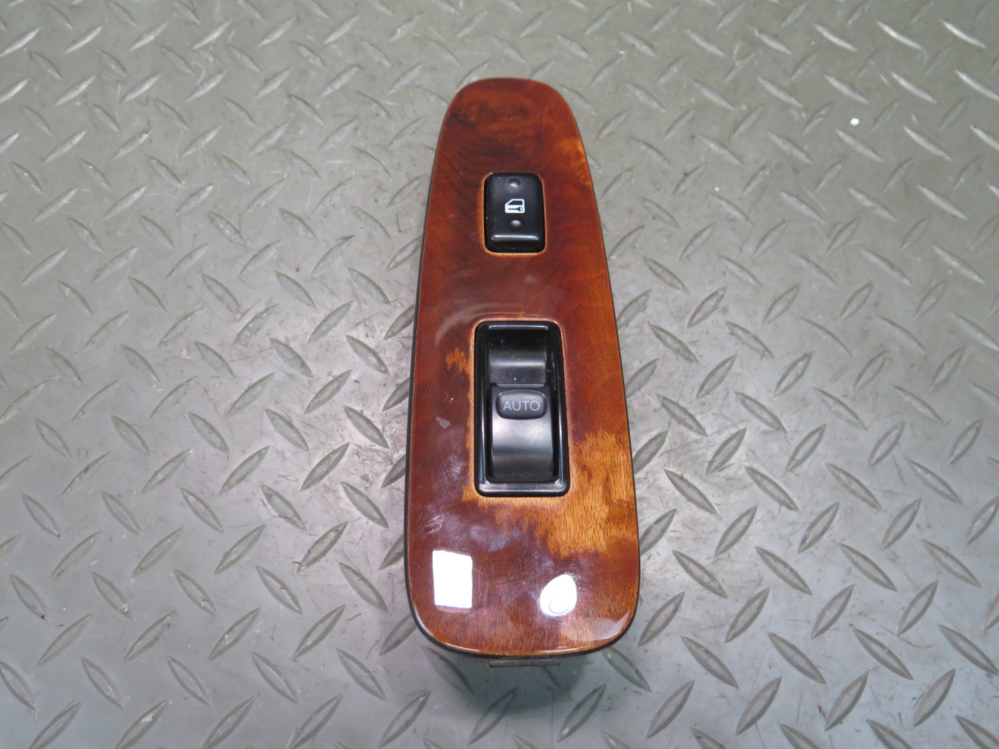 98-00 Lexus UCF20L LS400 Front Right Passenger Door Window Switch w Trim OEM