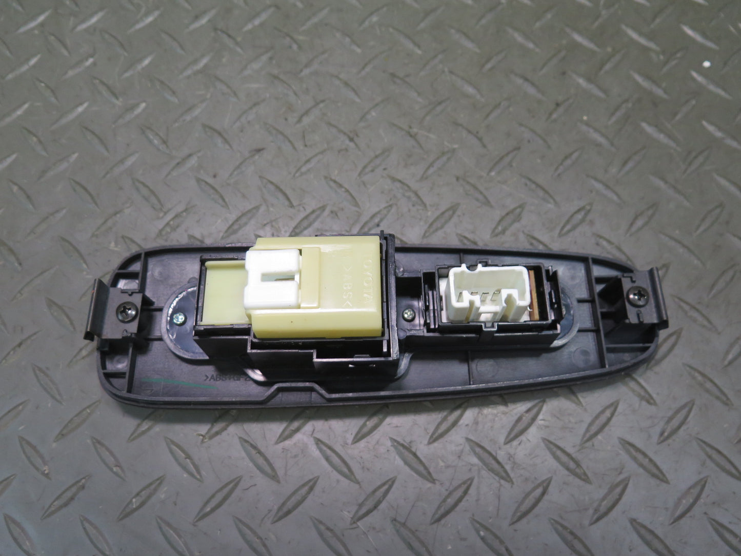 98-00 Lexus UCF20L LS400 Front Right Passenger Door Window Switch w Trim OEM