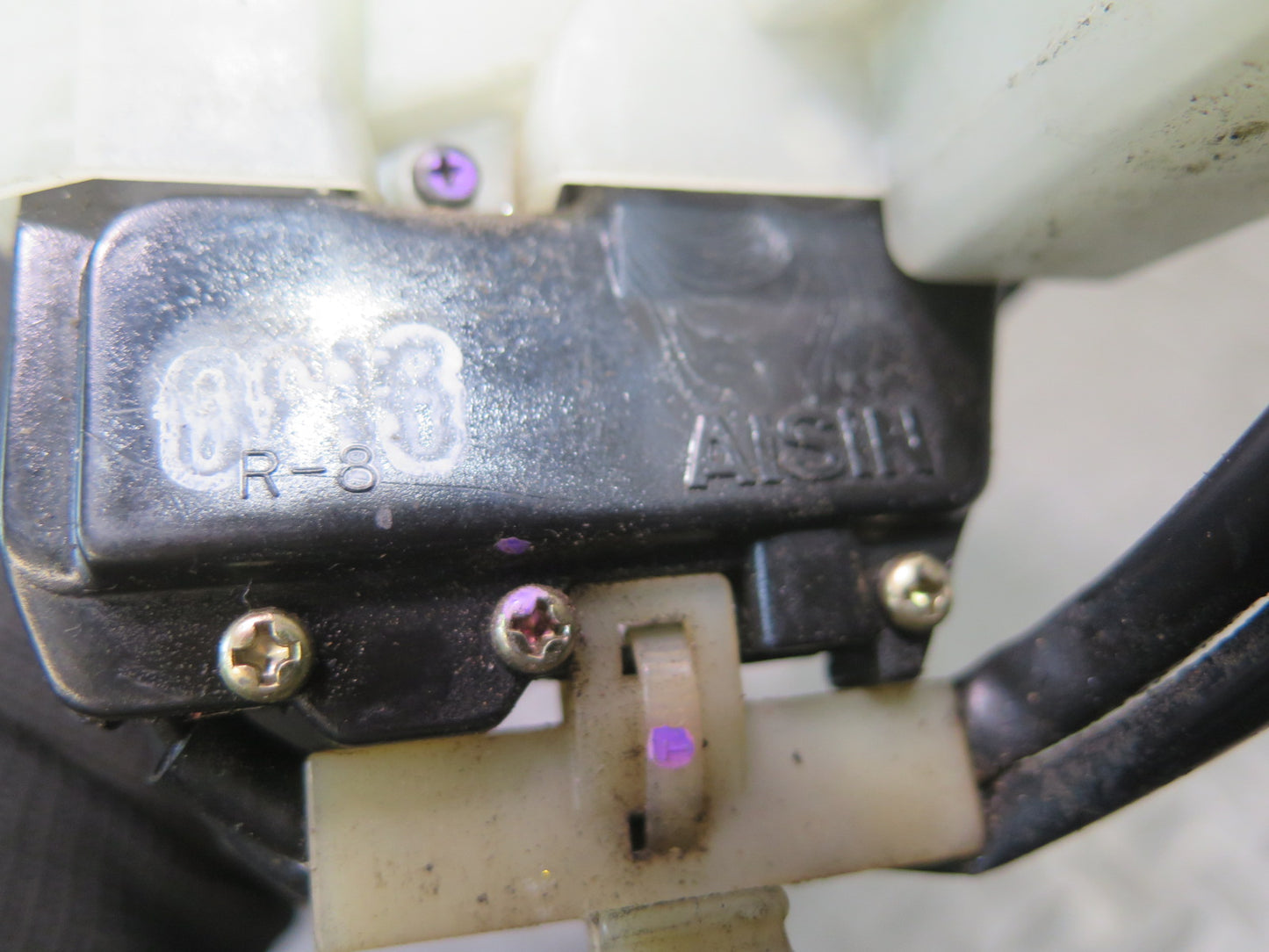98-00 Lexus UCF20L LS400 Front Right Passenger Door Lock Latch Actuator OEM