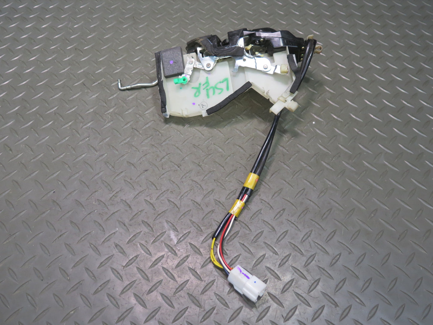 98-00 Lexus UCF20L LS400 Front Right Passenger Door Lock Latch Actuator OEM