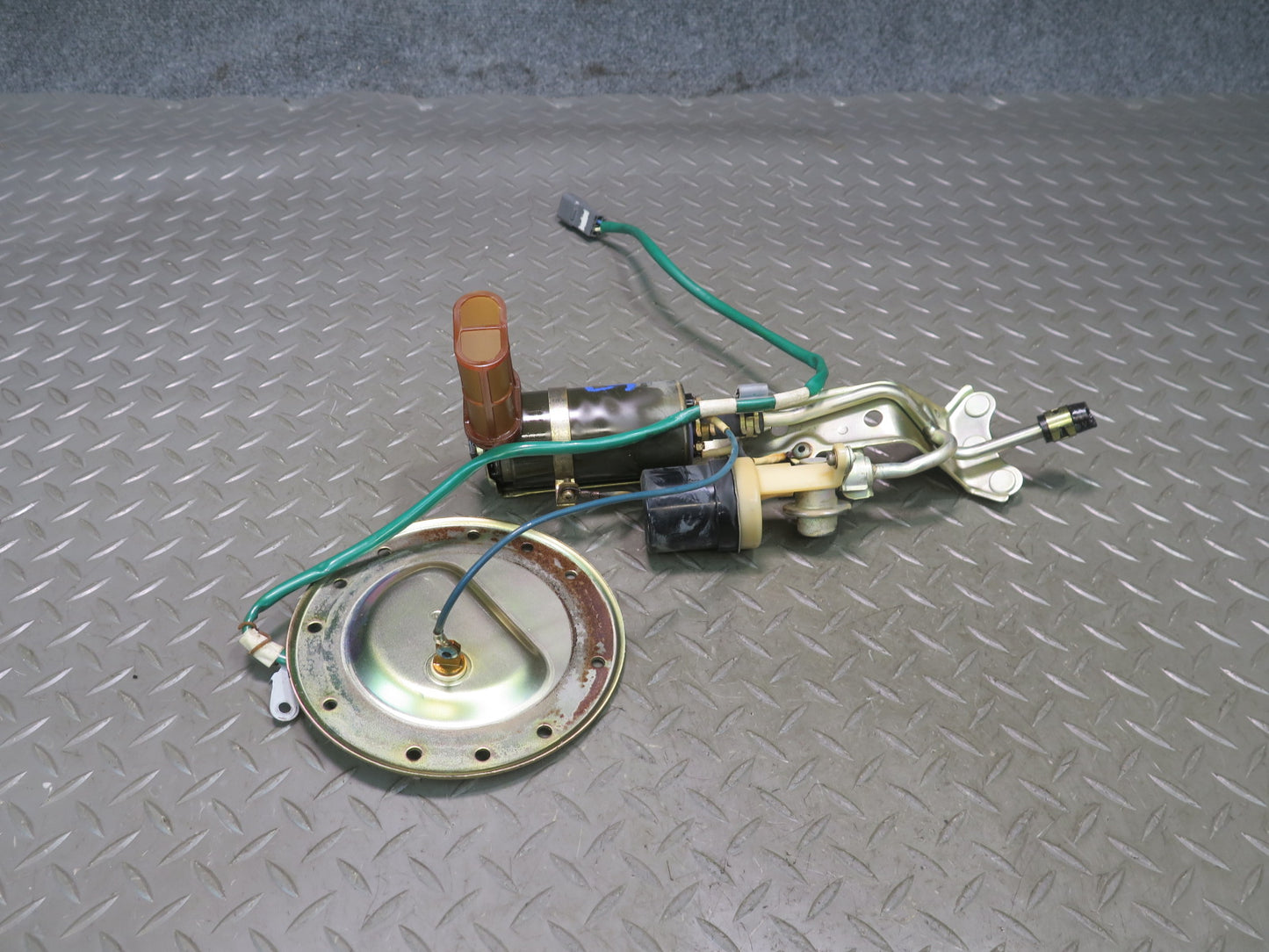 2000 Lexus UCF20L LS400 1UZFE Set of 2 Fuel Pump Level Sensor Sending Unit OEM