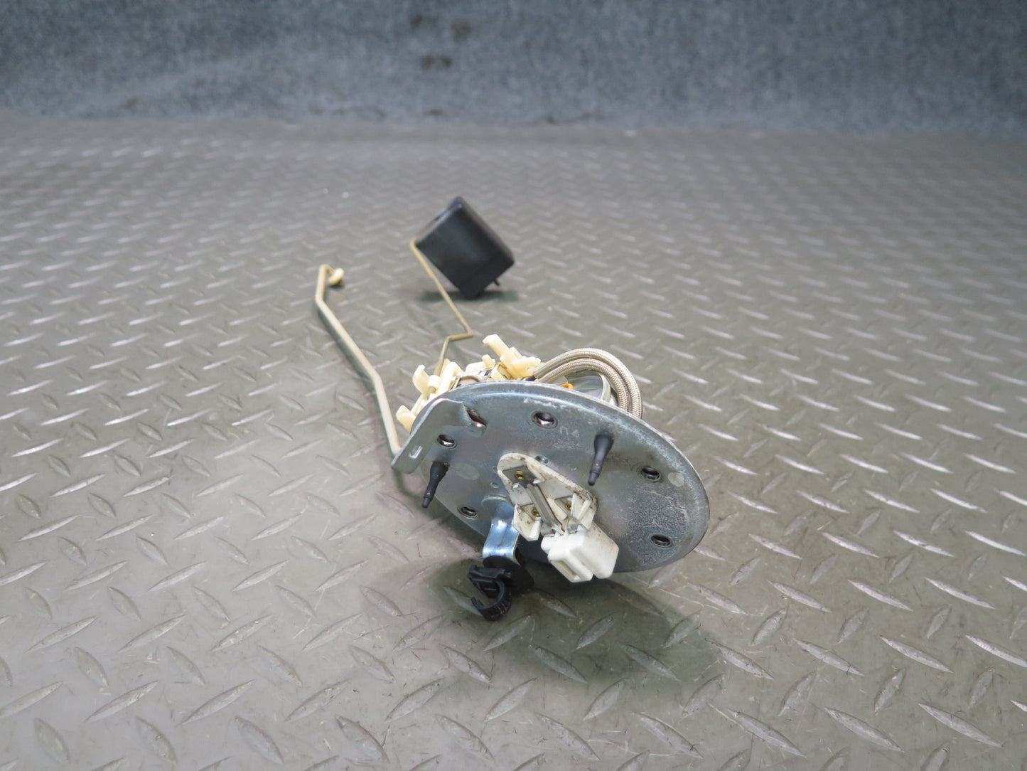 2000 Lexus UCF20L LS400 1UZFE Set of 2 Fuel Pump Level Sensor Sending Unit OEM