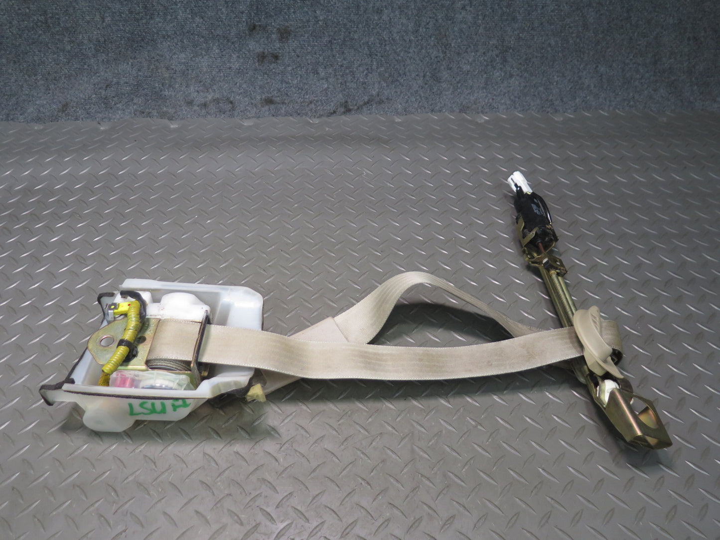 98-00 LEXUS LS400 FRONT RIGHT & LEFT SIDE SEATBELT RETRACTOR SET OEM