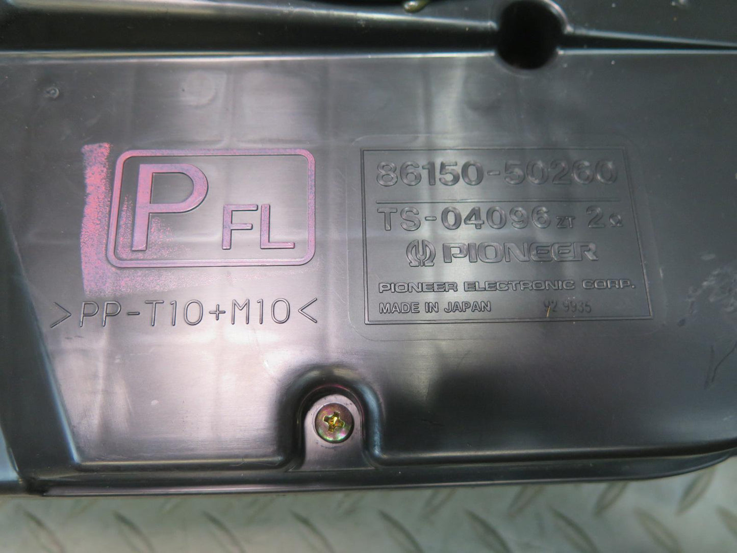 95-00 Lexus UCF20L LS400 Set of 2 Front Left & Right Door Speaker Pioneer OEM