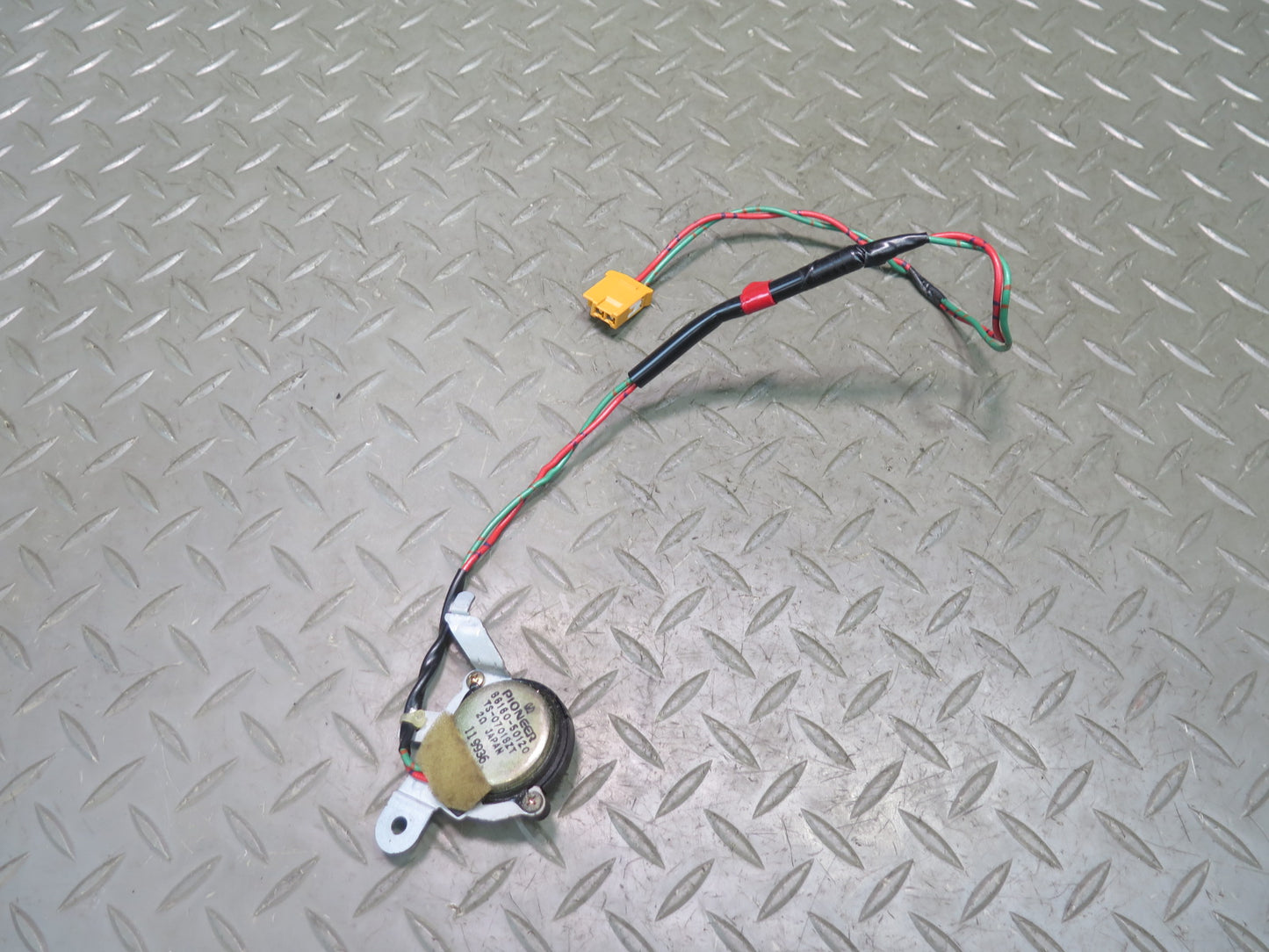 95-00 Lexus UCF20L LS400 Set of 2 Front Right & Left Door Speaker Tweeter OEM