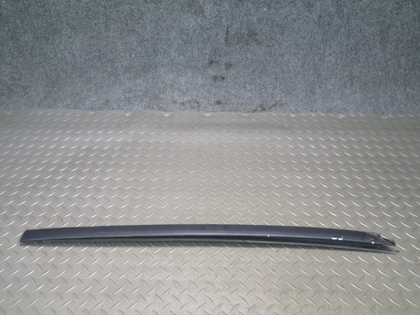 98-00 Lexus UCF20L LS400 Set of 2 Front Windshield Trim Molding Cover OEM