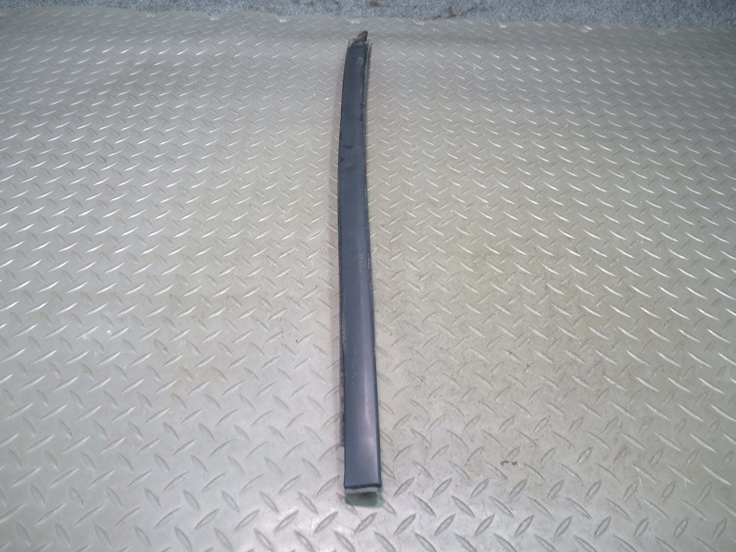 98-00 Lexus UCF20L LS400 Set of 2 Front Windshield Trim Molding Cover OEM