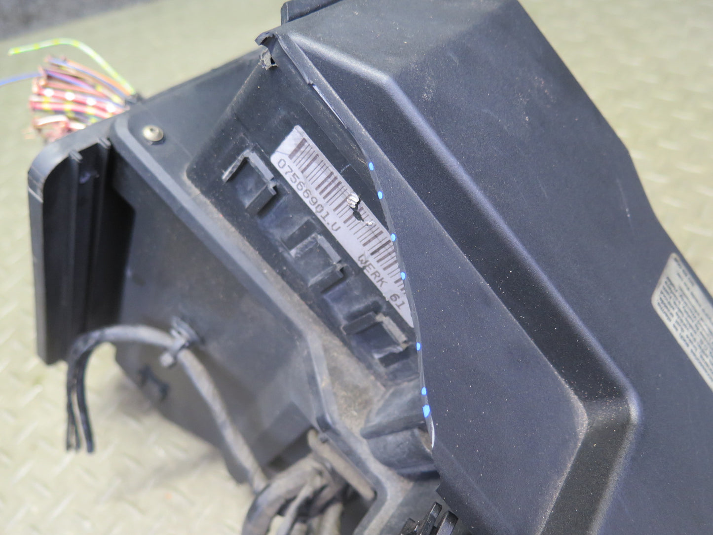 96-99 BMW E36 328iC Under Hood Junction Fuse Relay Box OEM