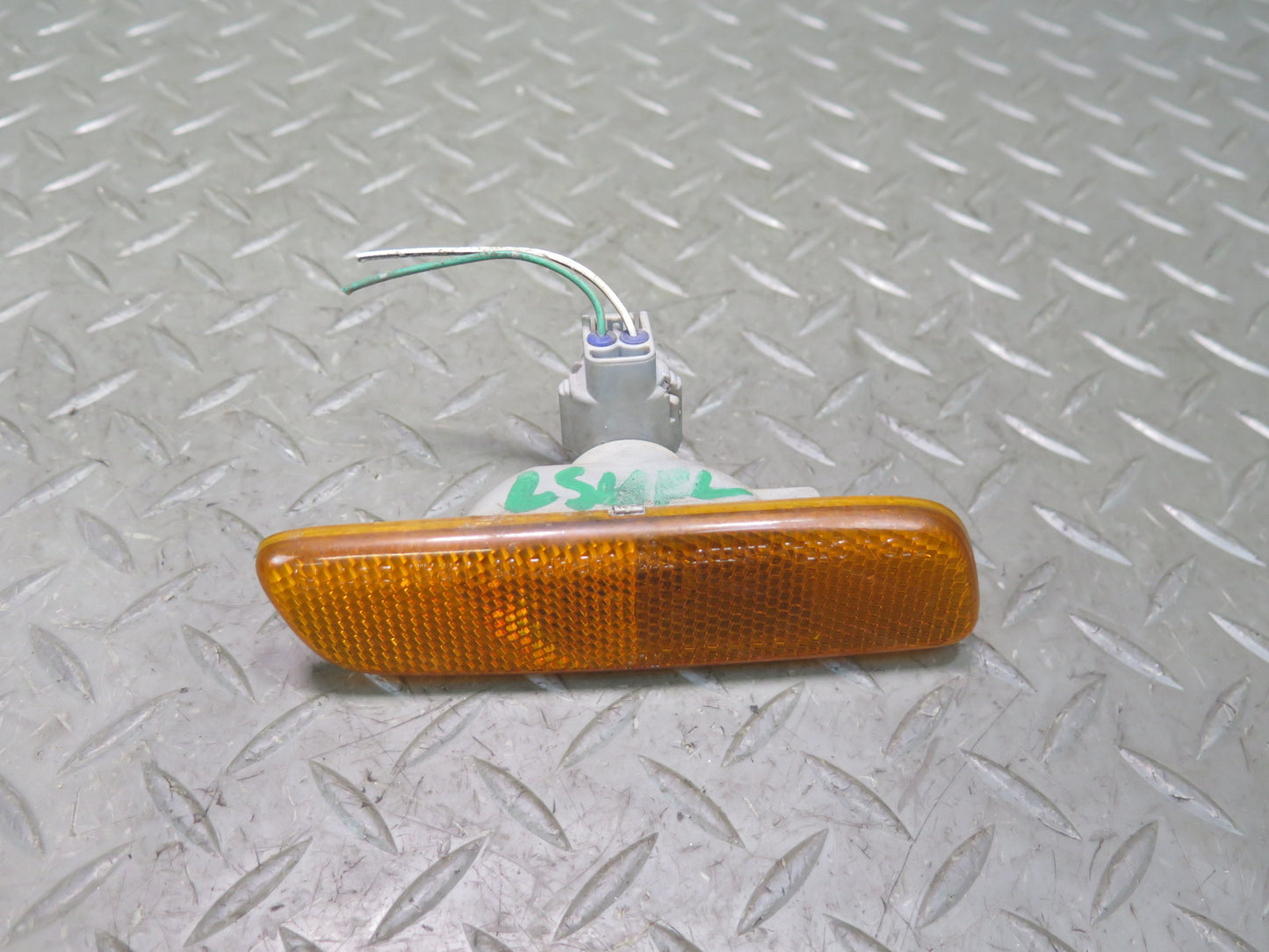 98-00 Lexus UCF20L LS400 Front Bumper Left Right Side Marker Light Lamp Set OEM