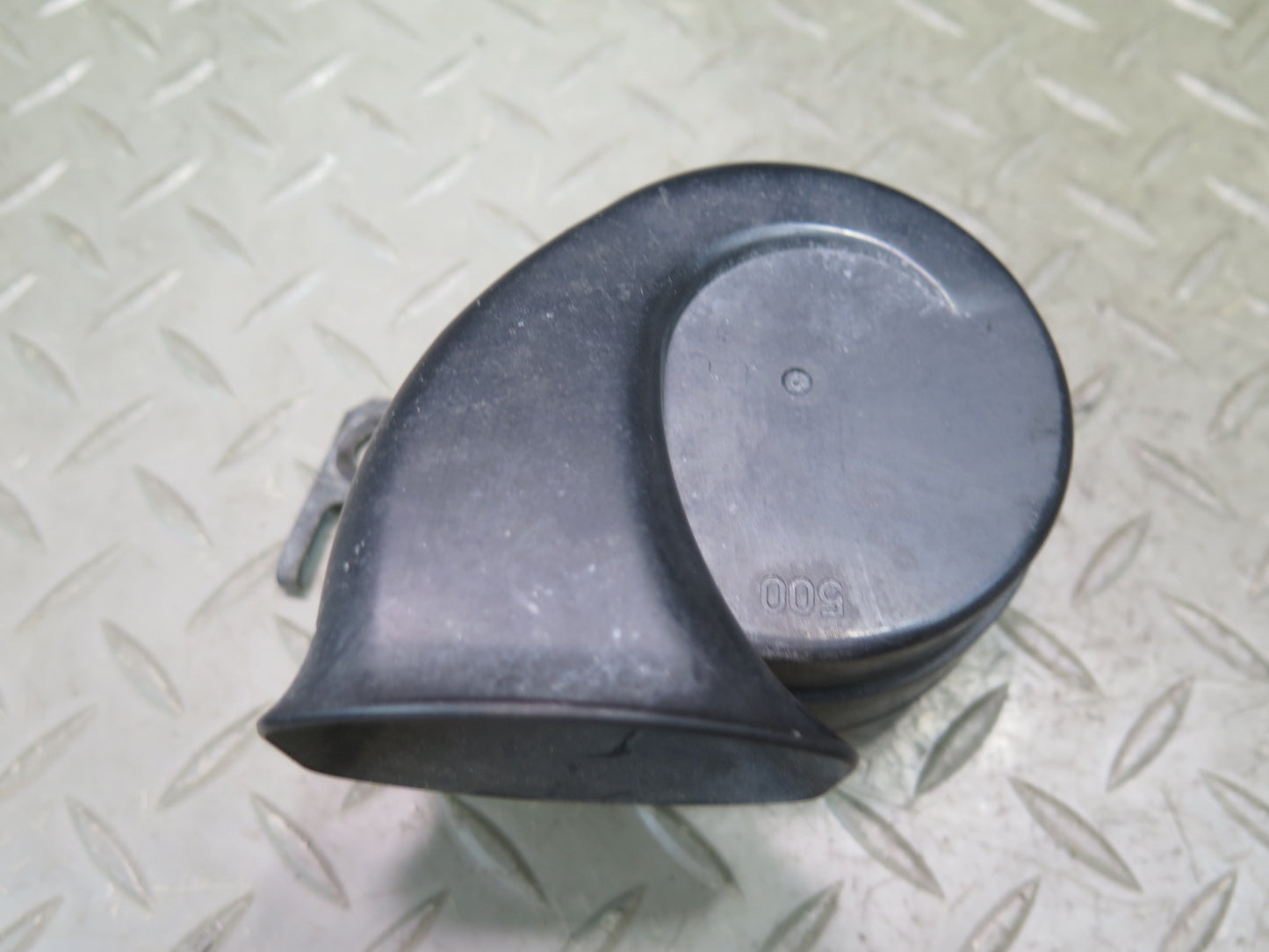 98-00 Lexus UCF20L LS400 Set of 2 High & Low Tone Note Pitch Horn Signal OEM