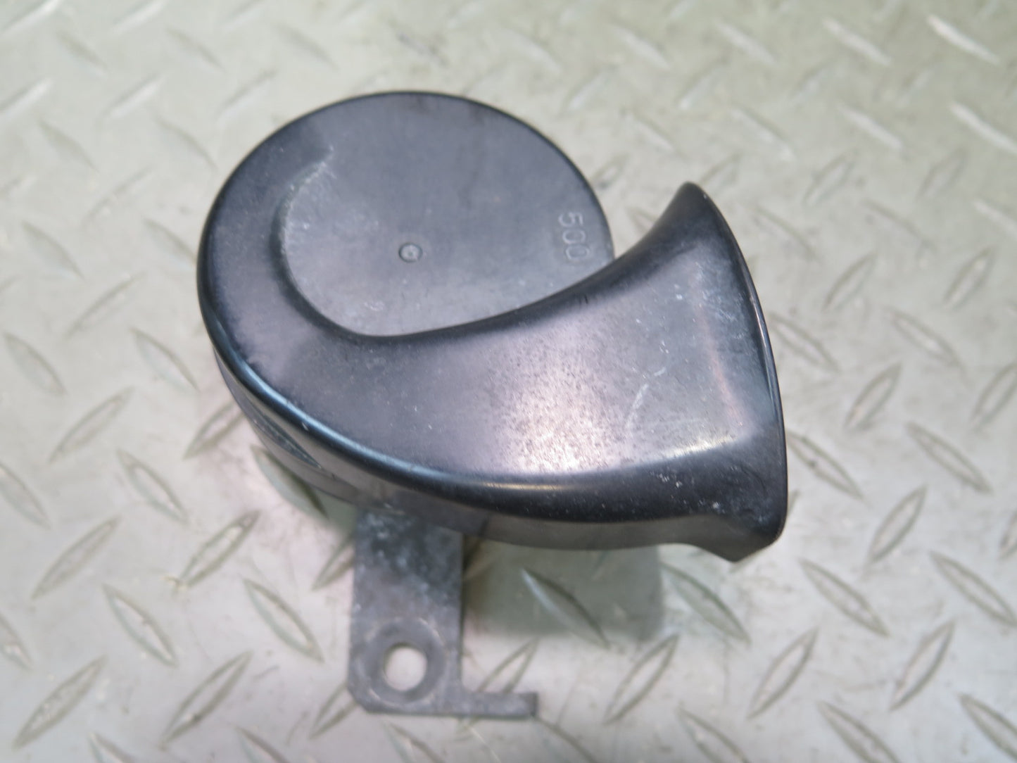 98-00 Lexus UCF20L LS400 Set of 2 High & Low Tone Note Pitch Horn Signal OEM