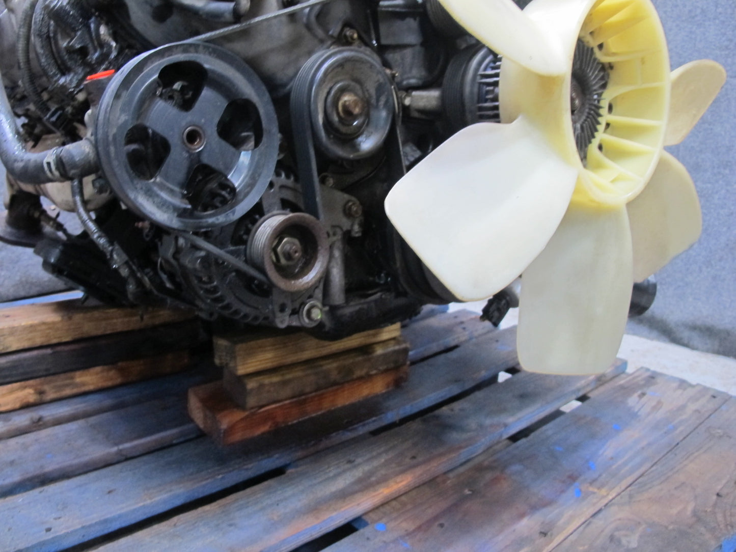 2003 Lexus UZJ100L LX470 4.7L V8 2UZFE Complete Engine Motor VIN T 5th Digit