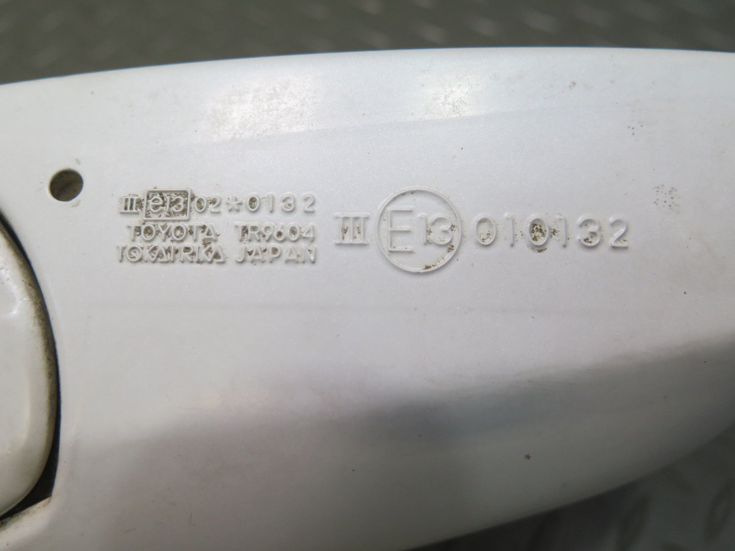 98-00 Lexus UCF20L LS400 Right Door Exterior Side View Heated Mirror White OEM