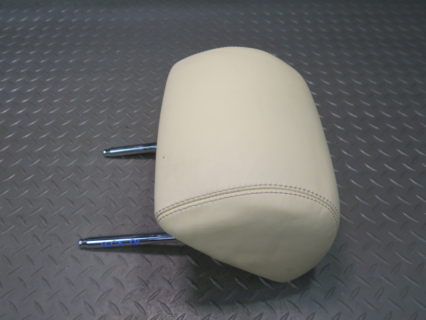 2006-2012 Bentley Flying Spur Rear Left & Right Side Seat Headrest Beige Set