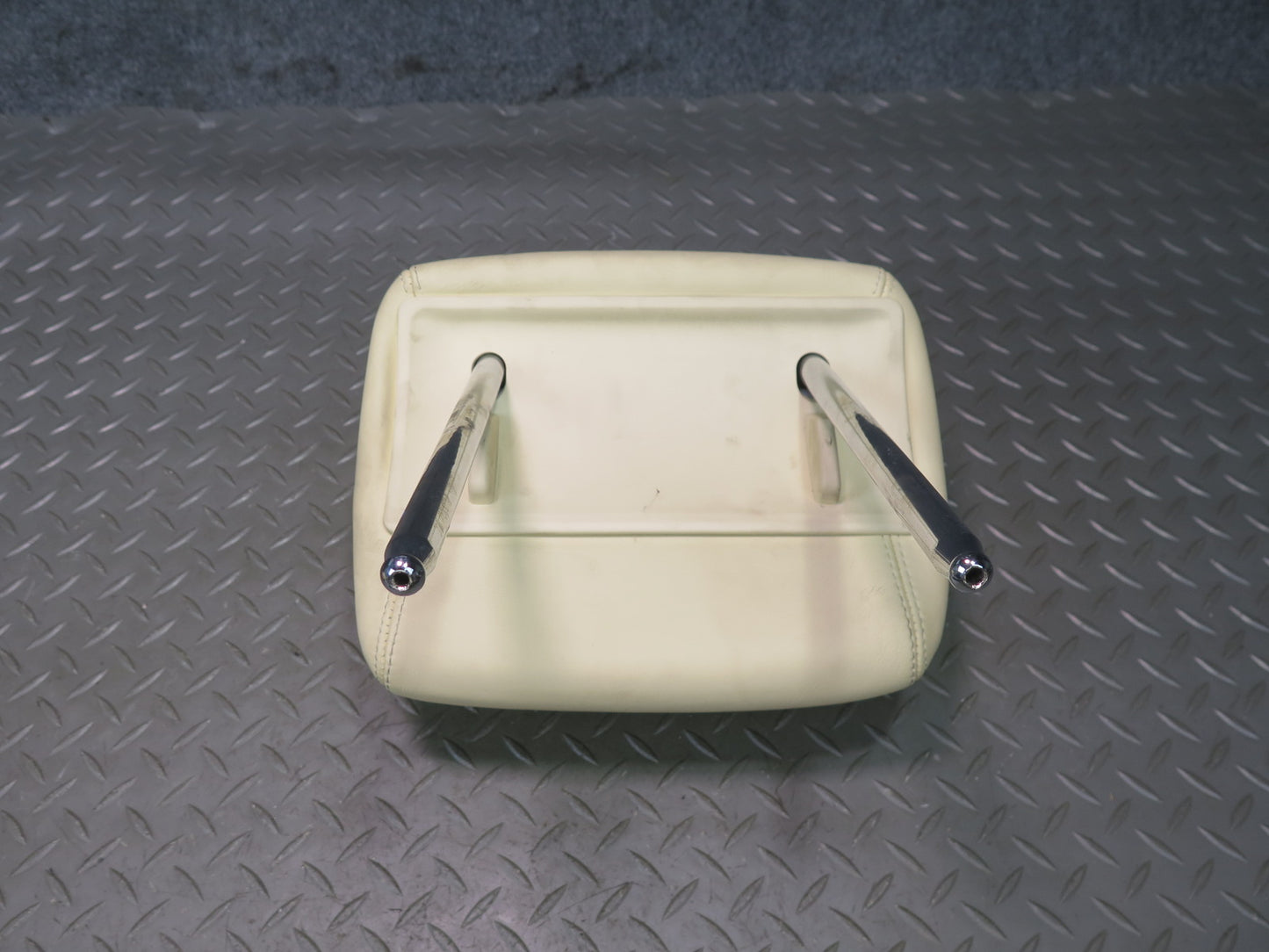2006-2012 Bentley Flying Spur Rear Left & Right Side Seat Headrest Beige Set