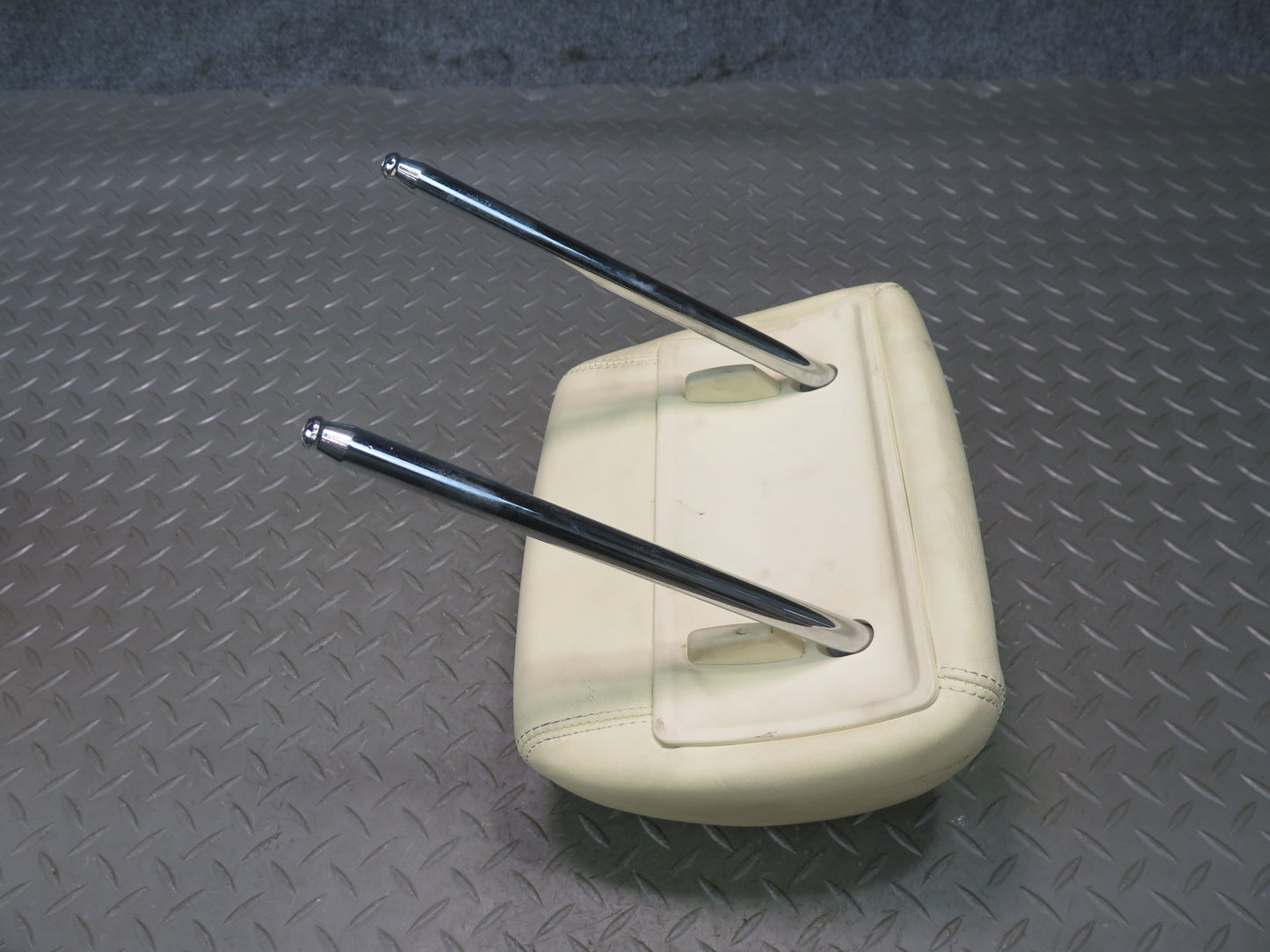 2006-2012 Bentley Flying Spur Rear Left & Right Side Seat Headrest Beige Set
