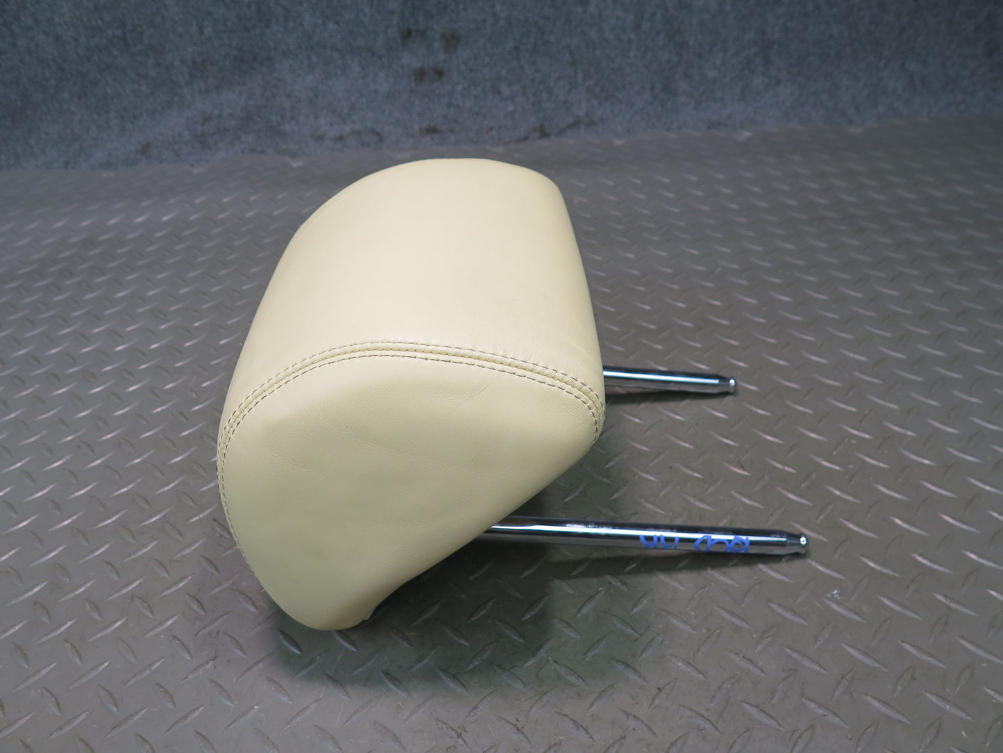 2006-2012 Bentley Flying Spur Rear Left & Right Side Seat Headrest Beige Set